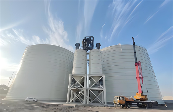 新平大型钢板库